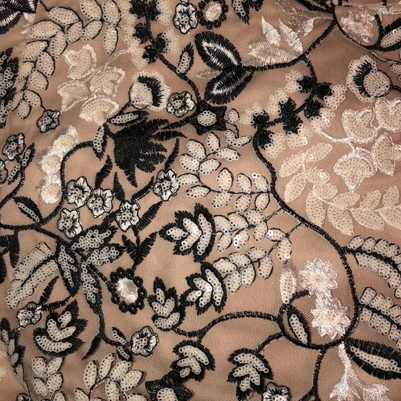 Embroidered Bodycon - Picture 2 of 3